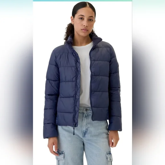 GAP Lightweight Puffer Jacket - Picture 2 of 13
